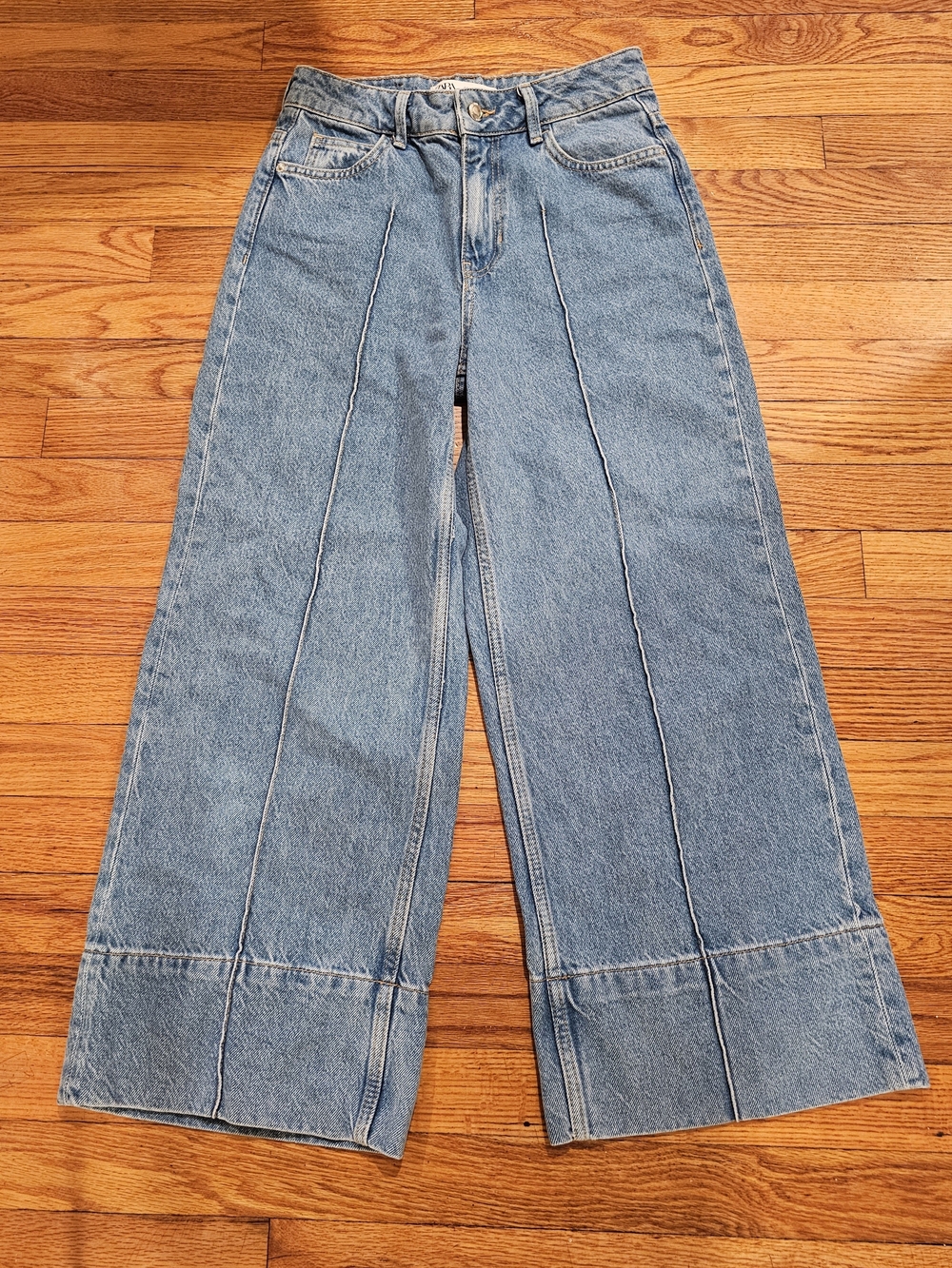 Zara Wide-Leg Crop Jeans Front Seam 2 XS
